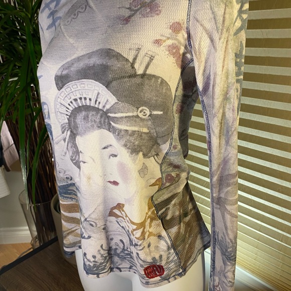 Vintage LUCKY Brand Womens Small Blue Geisha Girl Woven Cotton Shirt - Picture 4 of 6